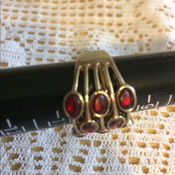 Retired Avon Ring Size 10 NWOT - Picture 3 of 5